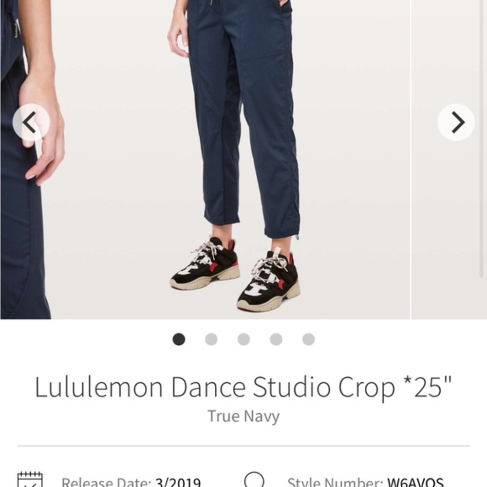 Lululemon Athletica True Navy Cropped Pants